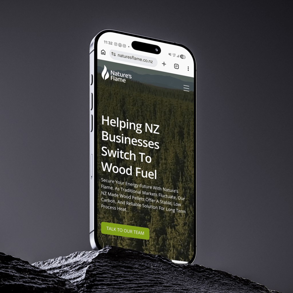 iPhone_mockup-1080×1080-1-2